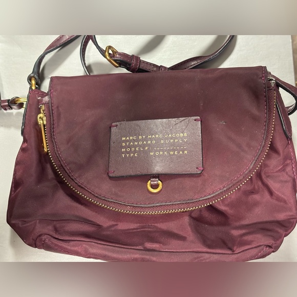 Marc By Marc Jacobs Handbags - Marc by Marc Jacobs Burgundy Crossbody Bag
